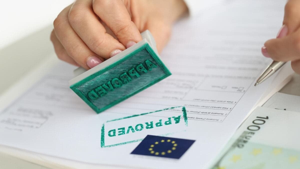 VisaGuidance.images.heroAlt